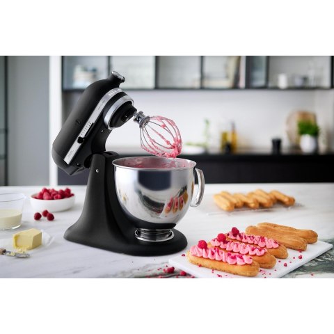 Robot kuchenny KirchenAid Artisan 5KSM175PSEBK 4,8l (WYPRZEDAŻ) Robot kuchenny KirchenAid Artisan 5KSM175PSEBK 4,8l (WYPRZEDAŻ)