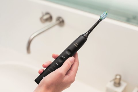 Szczoteczka PHILIPS HX9914/54 DiamondClean 9000 (WYPRZEDAŻ) Szczoteczka PHILIPS HX9914/54 DiamondClean 9000 (WYPRZEDAŻ)