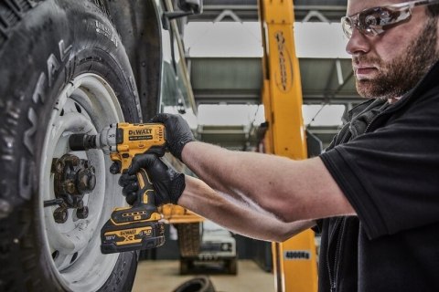 KLUCZ UDAROWY 1,/" 2X5Ah DCF891P2T DEWALT KLUCZ UDAROWY 1,/" 2X5Ah DCF891P2T DEWALT