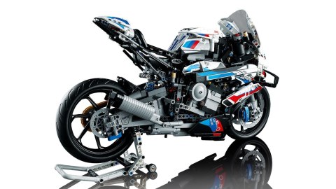 LEGO TECHNIC 42130 BMW M 1000 RR LEGO TECHNIC 42130 BMW M 1000 RR