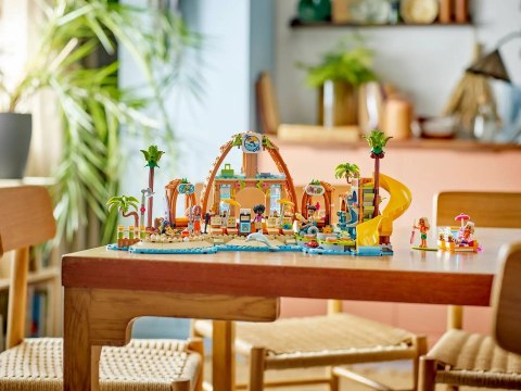 LEGO FRIENDS 42673 FAMILY VACATION BEACH RESORT LEGO FRIENDS 42673 FAMILY VACATION BEACH RESORT