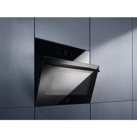 Piekarnik kompaktowy z funkcją mikrofali ELECTROLUX EVL8E08Z czarny Piekarnik kompaktowy z funkcją mikrofali ELECTROLUX EVL8E08Z czarny
