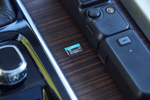 KINGSTON microSDXC Canvas Go Plus 1TB + Adapter KINGSTON microSDXC Canvas Go Plus 1TB + Adapter