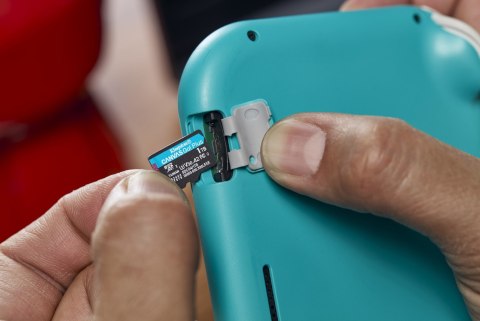 KINGSTON microSDXC Canvas Go Plus 1TB + Adapter KINGSTON microSDXC Canvas Go Plus 1TB + Adapter