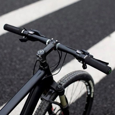 Uchwyty rowerowe Rockbros BT1001BKBK z gąbki na kierownicę - czarne Uchwyty rowerowe Rockbros BT1001BKBK z gąbki na kierownicę - czarne