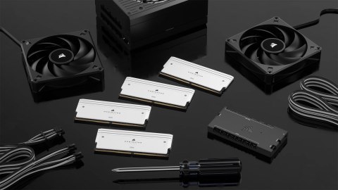 DOMINATOR TITANIUM RGB 64 GB (4x16 GB) DDR5 DRAM 6000 MT/s CL36 Intel XMP White DOMINATOR TITANIUM RGB 64 GB (4x16 GB) DDR5 DRAM 6000 MT/s CL36 Intel XMP White