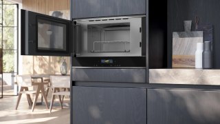 Kuchenka mikrofalowa SIEMENS BE732L1B1