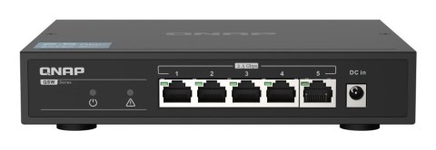 Zestaw Qnap TS-673A-SW5T (TS-673A-8G + switch QSW-1105-5T 5x2.5GbE), Tower, 6 x 2.5"/3.5" SATA, AMD Ryzen V1500B 4C/8T, 8GB DDR4