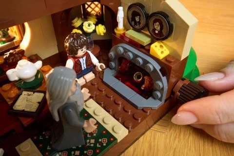 LEGO Icons 10354 Władca Pierścieni: Shire