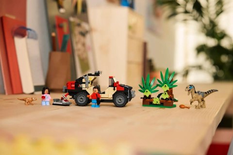 Lego 76972 Jurassic World - Ucieczka terenówką przed raptorem Lego 76972 Jurassic World - Ucieczka terenówką przed raptorem