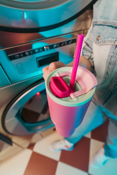 Kubek termiczny z teleskopową słomką Kambukka Rio Tumbler 950ml Bubblegum Mint Kubek termiczny z teleskopową słomką Kambukka Rio Tumbler 950ml Bubblegum Mint