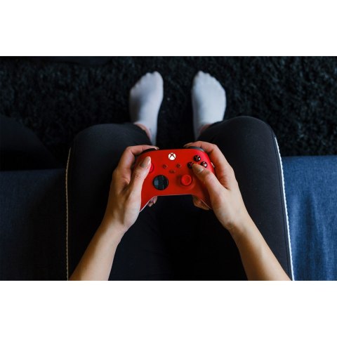 Microsoft Xbox Series Kontroler - Pulsujący czerwon (WYPRZEDAŻ) Microsoft Xbox Series Kontroler - Pulsujący czerwon (WYPRZEDAŻ)