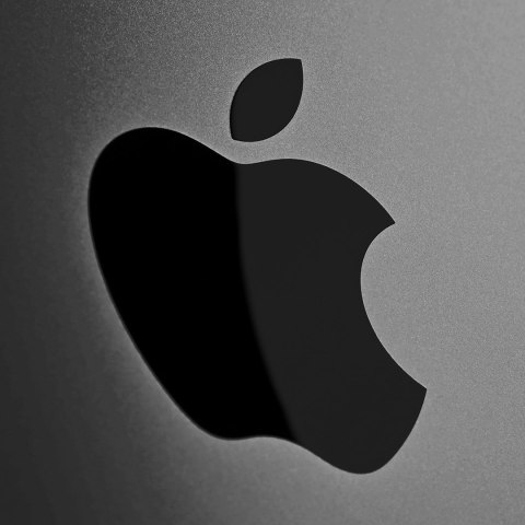 Apple 16-inch MacBook Pro: Apple M4 Max chip with 14-core CPU and 32-core GPU, 36GB, 1TB SSD - Space Black