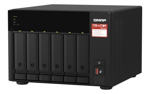 Zestaw Qnap TS-673A-SW5T (TS-673A-8G + switch QSW-1105-5T 5x2.5GbE), Tower, 6 x 2.5"/3.5" SATA, AMD Ryzen V1500B 4C/8T, 8GB DDR4